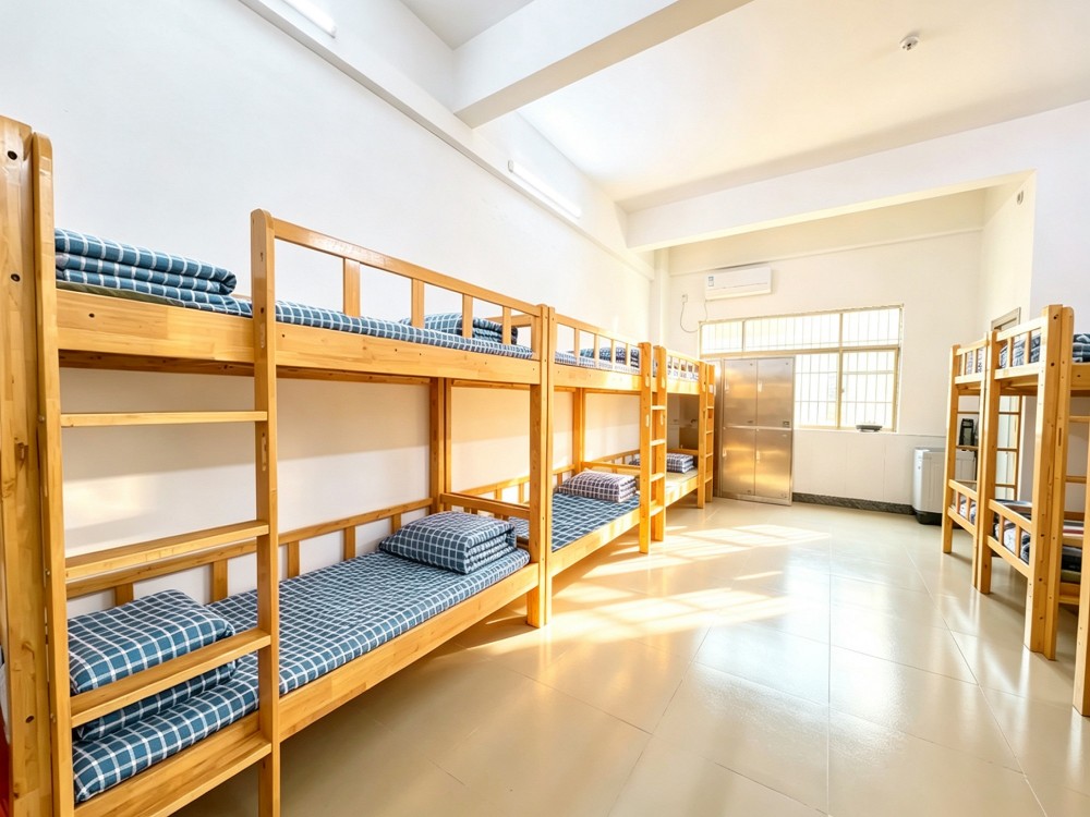 揭阳叛逆青少年教育全封闭学校选择：从根源修复成长之路